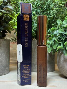 Brand New Double Wear Stay-in-Place Flawless Wear Concealer- 8N Very Deep